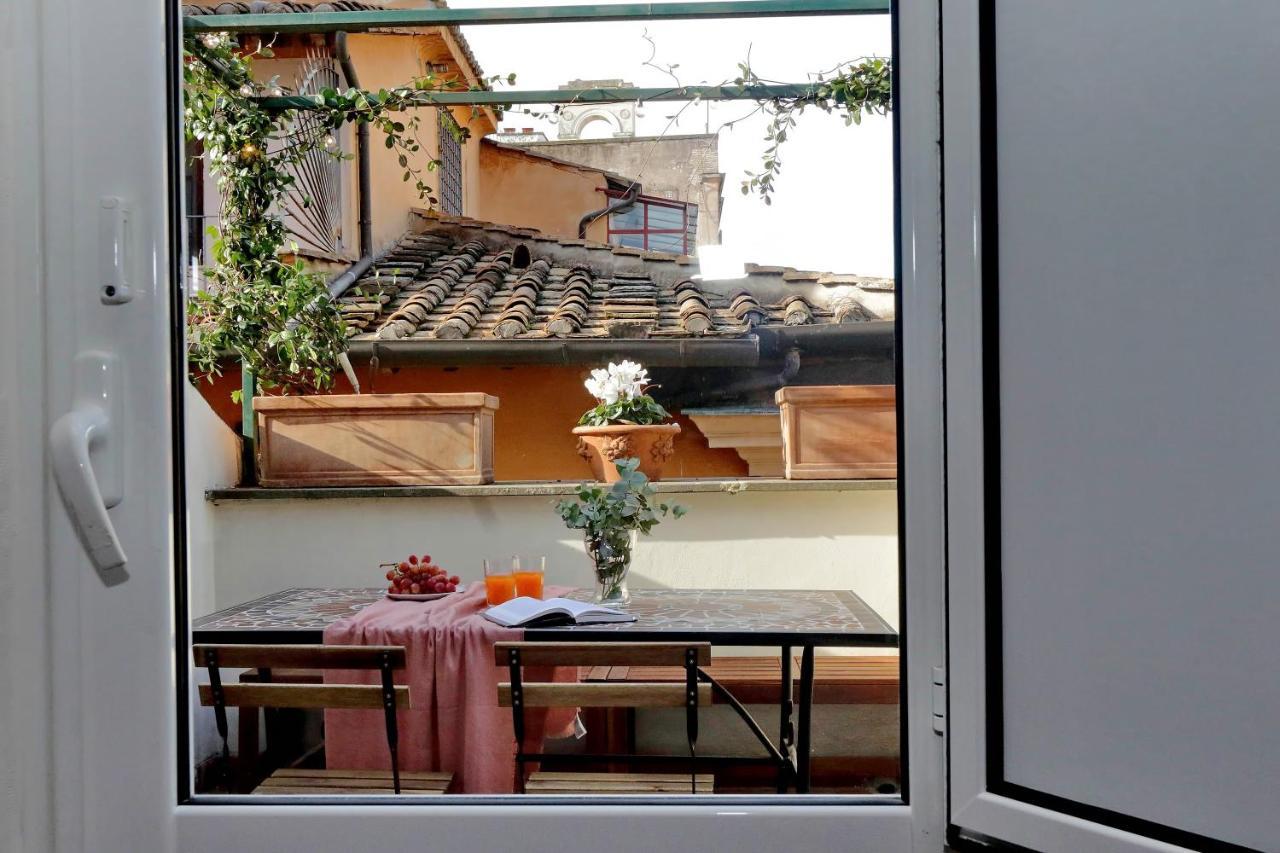 Apartment Campo De Fiori Rome